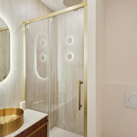 Lavie Maison Elevated By The Eiffel Tower Paryż