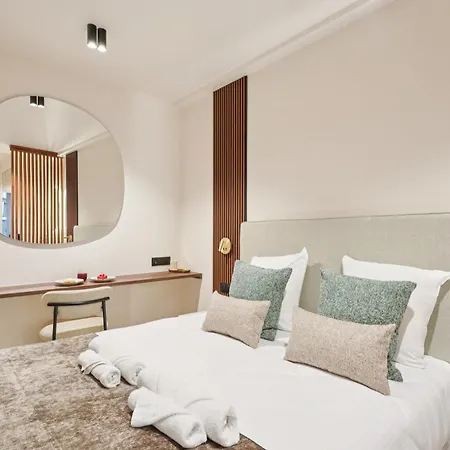 Lavie Maison Elevated By The Eiffel Tower Paryż